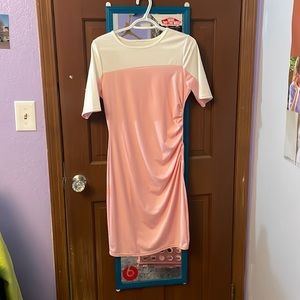 Pink t shirt dress. Dusty pink. Size L